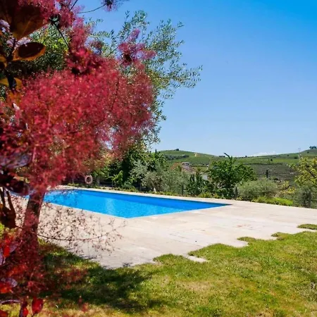 Appealing Holiday In Carrazeda De Ansia With Terrace Dom wakacyjny